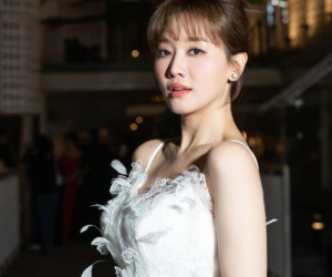 Sau 4 tháng tích cực chữa trị bệnh liệt nửa mặt, tình hình sức khỏe của Hari Won hiện ra sao?