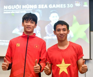 Hùng Dũng, Hoàng Đức đón cú hích trước đại chiến Singapore tại AFF Cup 2022
