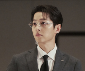 Phía Song Joong Ki lên tiếng khi bị tố 'dựa hơi' bạn gái