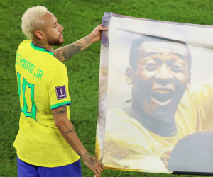 Neymar: 'Pele biến bóng đá thành nghệ thuật'