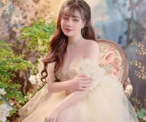 Phản ứng bất ngờ của Âu Hà My khi bồ cũ cơ trưởng có bạn gái