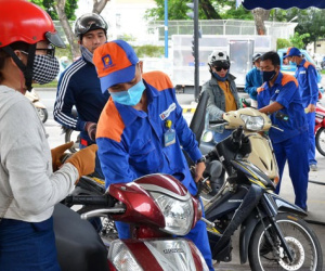 Điều chỉnh thuế bảo vệ môi trường, xăng dầu đồng loạt tăng giá, có loại tăng 1.100 đồng/lít