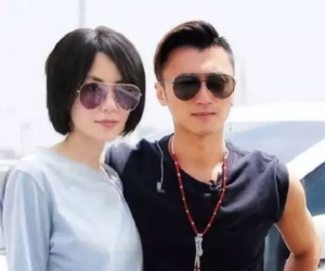 Tạ Đình Phong và Vương Phi lại vướng nghi vấn chia tay: Người một mình về quê ăn Tết cùng gia đình, kẻ khóc nức nở trên phố