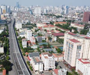 Nhà đầu tư có nên xuống tiền mua bất động sản để đón sóng nhà đất năm 2023?