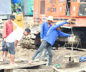 Cứu bé trai lọt vào trụ bê-tông: Phép mầu đã không xảy ra