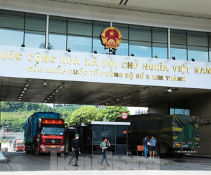 Mở hoàn toàn cửa khẩu biên giới Việt - Trung tại Lào Cai từ ngày 8/1