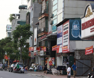 Trăm hộ dân ở phố 'đắt nhất hành tinh' thoát dự án treo 25 năm