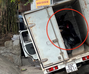 Phát hiện xe SH bị mất trộm bên trong thùng xe tải tông CSGT ở TPHCM