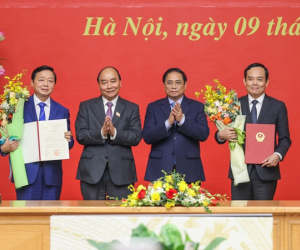 Công bố quyết định bổ nhiệm Phó Thủ tướng đối với hai ông Trần Lưu Quang và Trần Hồng Hà