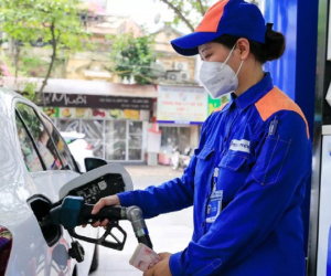 Vì sao Bộ Công Thương không muốn bỏ quỹ bình ổn xăng dầu?
