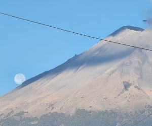 Chụp núi lửa đang hoạt động, cặp đôi không ngờ thu được cả hình ảnh 'UFO' rõ mồn một