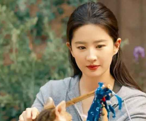 Lưu Diệc Phi bị chê 'hết thời', không thể gánh nổi rating phim