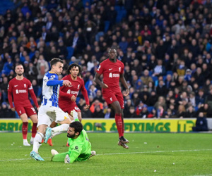 Thua thảm Brighton, Liverpool chạm đáy thất vọng