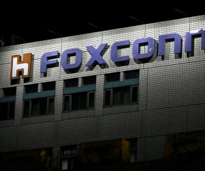 Foxconn thay 'tướng' sau một năm bão tố
