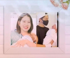 Hình ảnh hiếm hoi của quý tử nhà Hyun Bin và Son Ye Jin