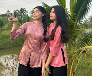 Con gái Quyền Linh đẹp bất chấp camera thường của 'team qua đường', nhan sắc tựa nàng thơ