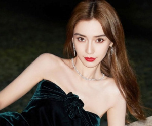 Đầu năm, Angelababy khoe nhà ở cùng con trai sau khi ly hôn Huỳnh Hiểu Minh, 1 góc phòng khách đã gây sốc