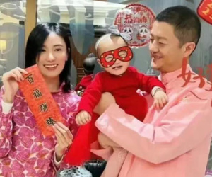 Lý Á Bằng lấy hoa hậu kém 19 tuổi, gọi bố vợ là 'chú'