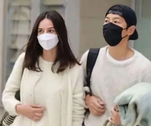Thái độ của bố mẹ Song Joong Ki khi nhắc đến con dâu mới gây tranh cãi