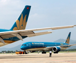 Cổ phiếu Vietnam Airlines bị lưu ý về khả năng hủy niêm yết