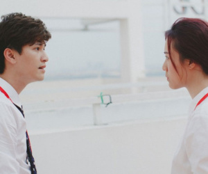 Cô gái chấp nhận lời tỏ tình của đồng nghiệp với một điều kiện nhưng lại nhận về câu trả lời 'em tuổi gì' và cái kết đầy 'cảm lạnh'