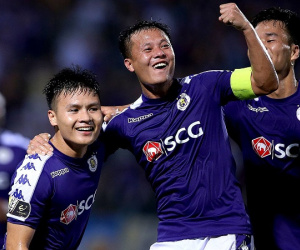 Hà Nội FC gia hạn hợp đồng với cầu thủ xuất sắc nhất lịch sử bóng đá Việt Nam