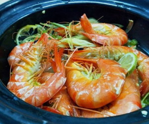 Người đàn ông bị sốc phản vệ độ 3 sau khi ăn tôm hấp: Những dấu hiệu cần dừng ngay kẻo nguy hiểm tới tính mạng