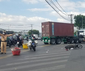 Nữ sinh 14 tuổi tử nạn trên đường đến trường sau va chạm với xe bồn