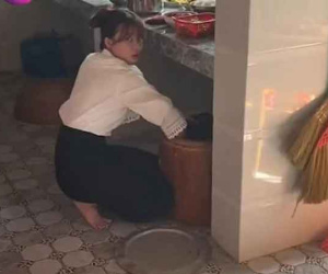 Trở thành 'trộm' trong chính nhà mình, nữ sinh không bị chê bai còn nhận nhiều lời khen ngợi vì nhan sắc