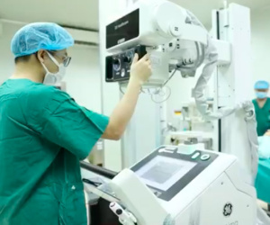 Căn bệnh phổ biến khiến nhiều người đàn ông càng đi càng đau chân