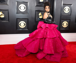 Dàn sao lộng lẫy trên thảm đỏ lễ trao giải Grammy 2023