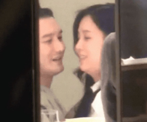 Lộ loạt ảnh Huỳnh Hiểu Minh tình tứ với một nữ doanh nhân giàu có giữa nghi vấn tái hợp vợ cũ