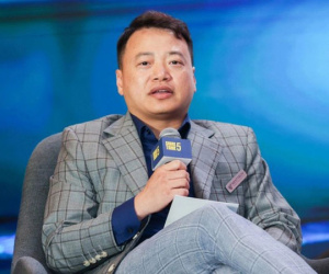 Shark Bình bắt trend 'đúng nhận sai cãi' phán chuẩn 'nét nẹt' cho dân văn phòng mà chẳng cần bổ quả gì