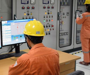 Tăng giá điện: Chia nhỏ đợt tăng tránh tác động lớn