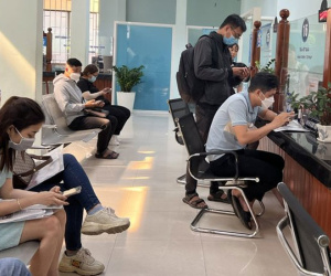 Nhiều người ở Bình Phước bức xúc khi hồ sơ nhà đất thường xuyên trễ hạn
