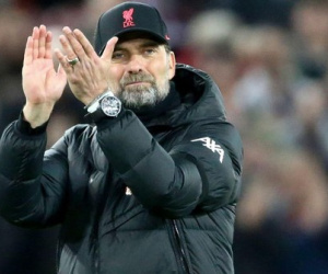 Klopp: 'Tôi sẽ không đi và không thể đi'