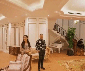 Khoe biệt thự ven sông 1.800m2, Vũ Khắc Tiệp gặp ngay vận đen
