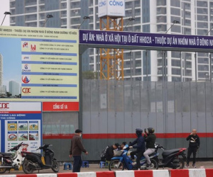 Thị trường bất động sản: Tháo gỡ vướng mắc, nắn dòng vốn?
