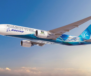 Sốc: Máy bay Boeing 777 chở khách rơi thẳng xuống biển, thảm họa suýt chút nữa xảy ra