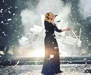 Adele tỏa sáng lộng lẫy trong thiết kế của Công Trí
