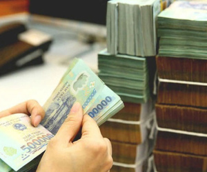 Ngân hàng lớn giảm lãi suất huy động