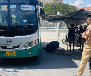 Khởi tố tài xế xe đưa rước cán chết học sinh lớp 3 ở Đồng Nai