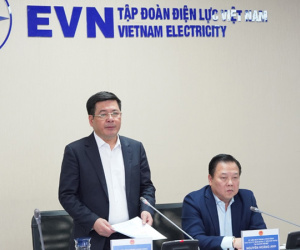 Bộ trưởng Nguyễn Hồng Diên chỉ đạo về việc điều chỉnh giá điện