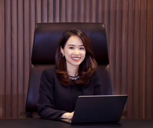 Những bóng hồng xinh đẹp ngồi ghế lãnh đạo ngân hàng
