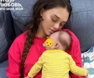 Vợ Bùi Tiến Dũng lộ dáng ngồi khó đỡ chăm quý tử mới sinh