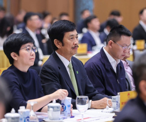 Cổ phiếu ông lớn bất động sản diễn biến khó lường, ngóng tin Hội nghị tháo gỡ bất động sản