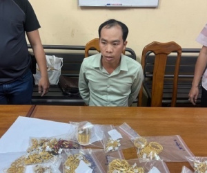 Siêu trộm đột nhập 5 tiệm vàng, 'thó' gần 20 tỷ đồng rồi mua đất, mở xưởng gỗ