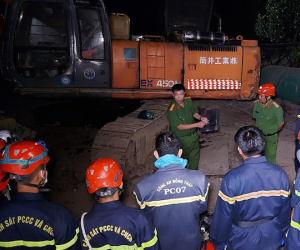 Công an lên tiếng vụ bé trai 10 tuổi rơi xuống ống trụ bê tông