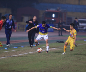 Văn Quyết bị phong tỏa, Hà Nội FC hòa vất vả trước Thanh Hóa