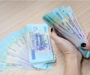 Nhóm đối tượng nào được tăng lương cơ sở lên 1,8 triệu đồng từ 1-7-2023?